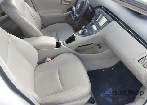 2010 Toyota Prius Iv from USA, damaged, VIN JTDKN3DUXA1100515